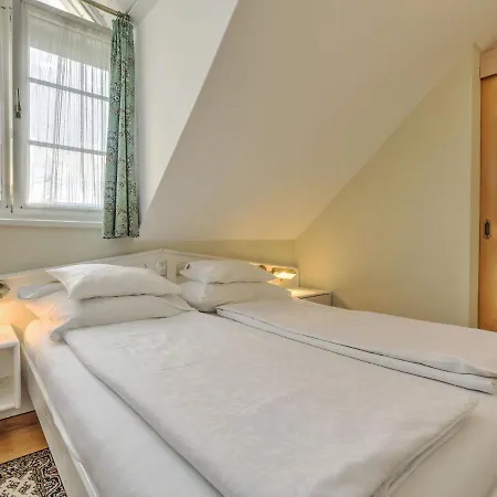 Apartment Plush In With Sauna